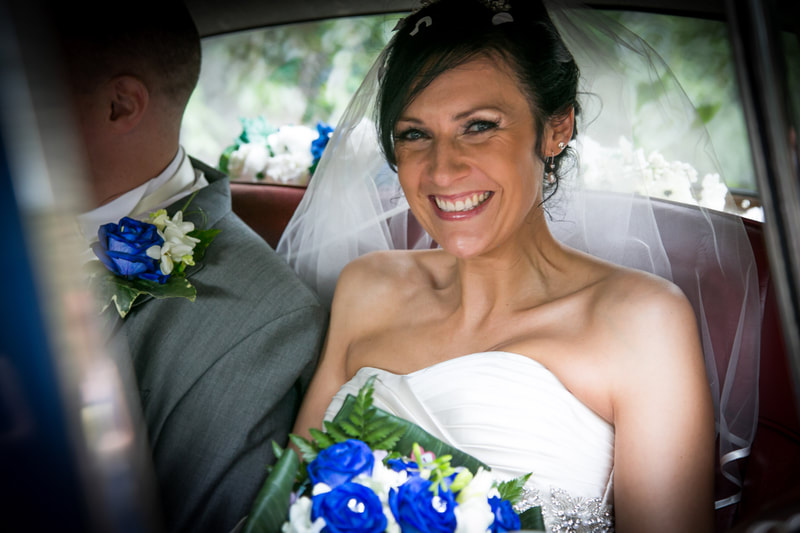 Bride, straples dress, blue bridal bouquet